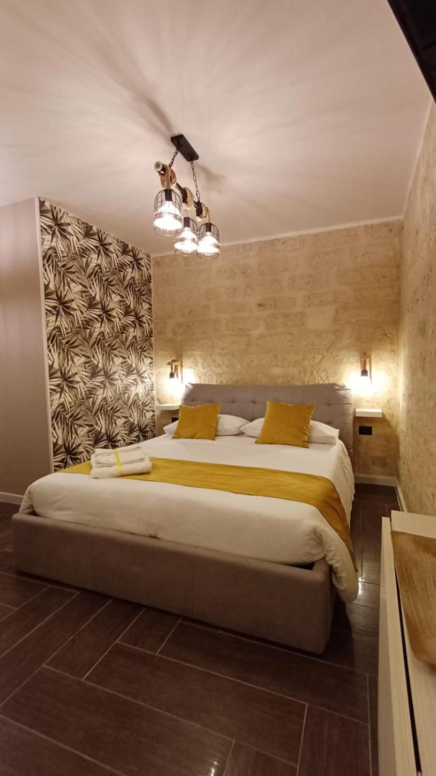 Elegance Room 05 Бари Екстериор снимка